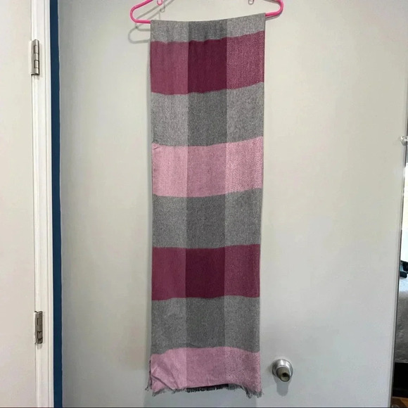 New Multicolor Chelsey Scarf  100% Viscose - Picture 2 of 14